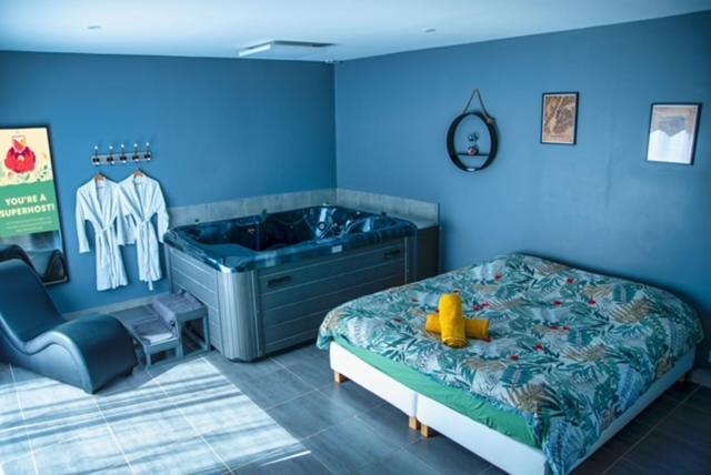 Love Room - La Parenthese Saint-Bauzille-de-la-Sylve Buitenkant foto